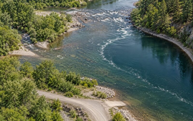 How to Find a Fishing Spot on a New River 2026: 7 Steps